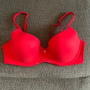 Victoria’s Secret bra